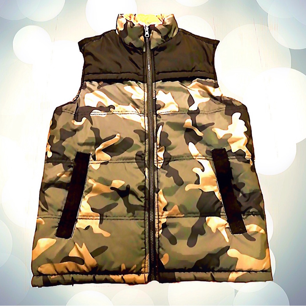 Helix Camouflage Puffer Vest